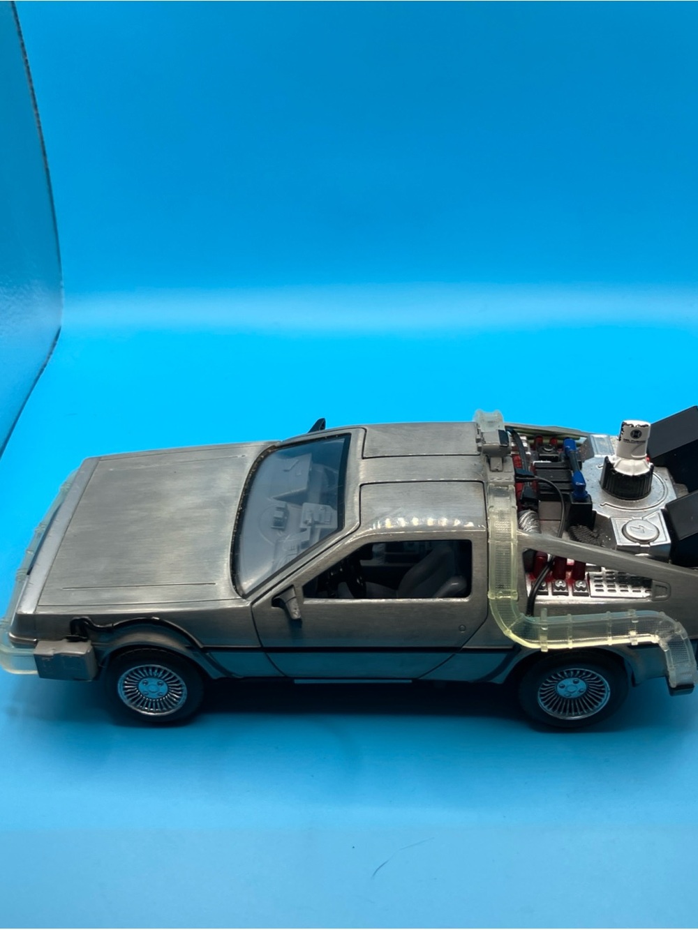 jade back to the future delorean